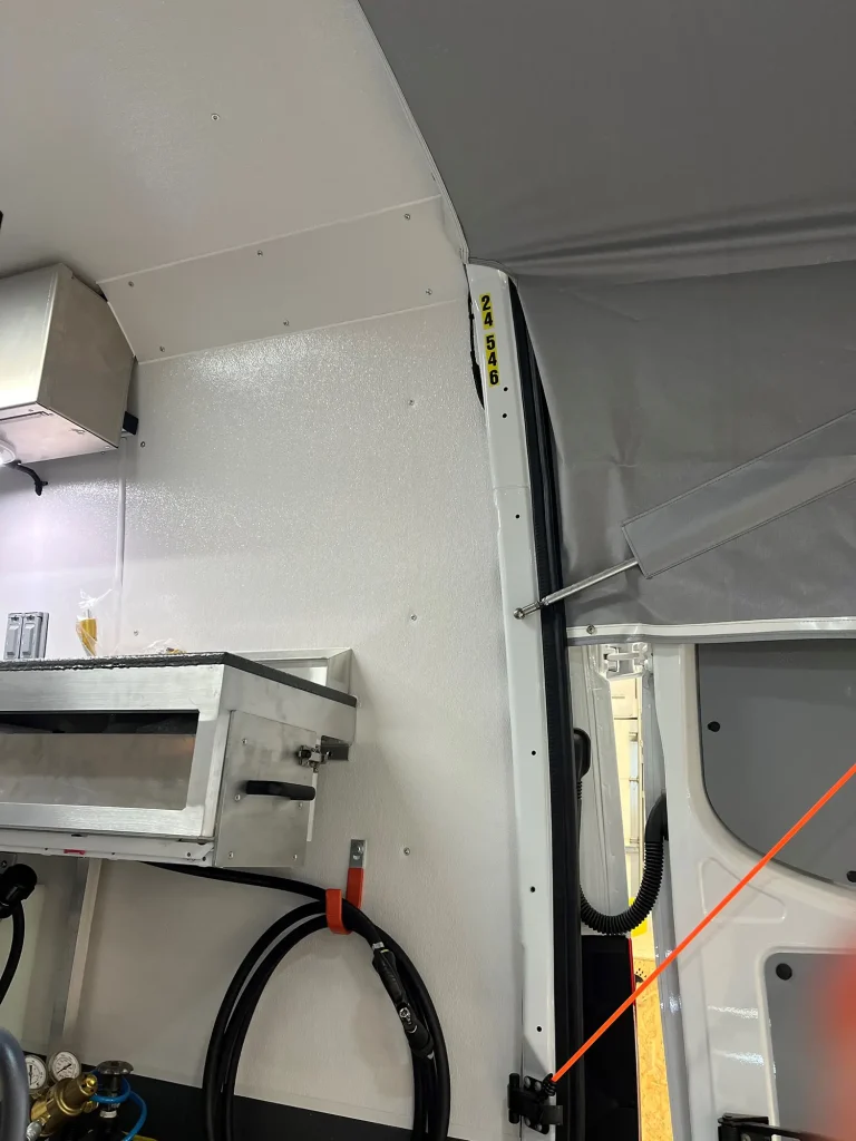 RauschUSA-MercedesVan-3