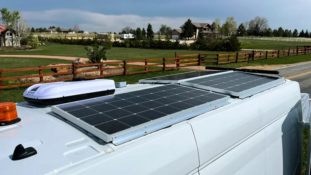 RauschUSA-SolarVan-11