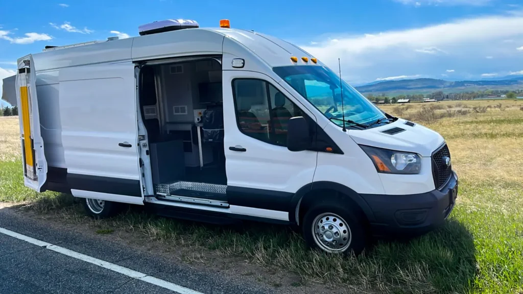 RauschUSA-SolarVan-16